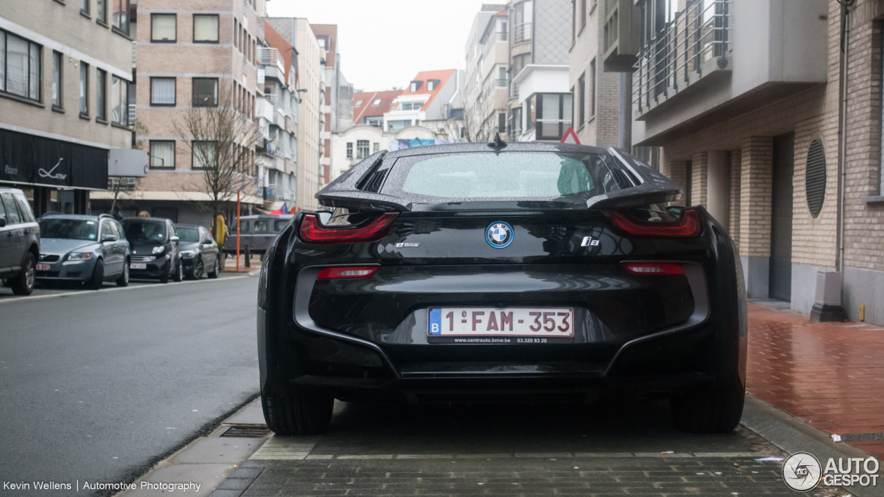 BMW i8