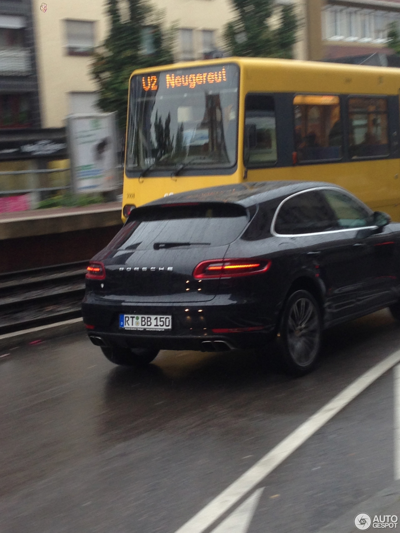 Porsche 95B Macan Turbo