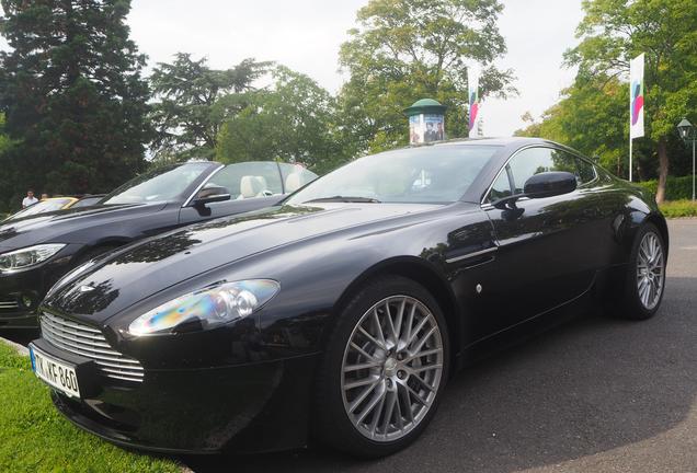 Aston Martin V8 Vantage