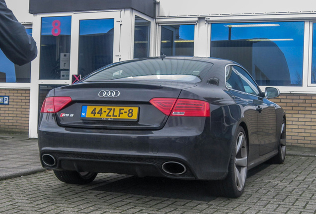 Audi RS5 B8 2012