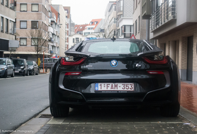 BMW i8