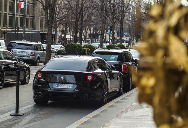 Ferrari FF