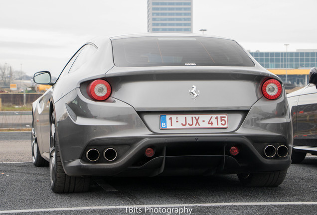 Ferrari FF