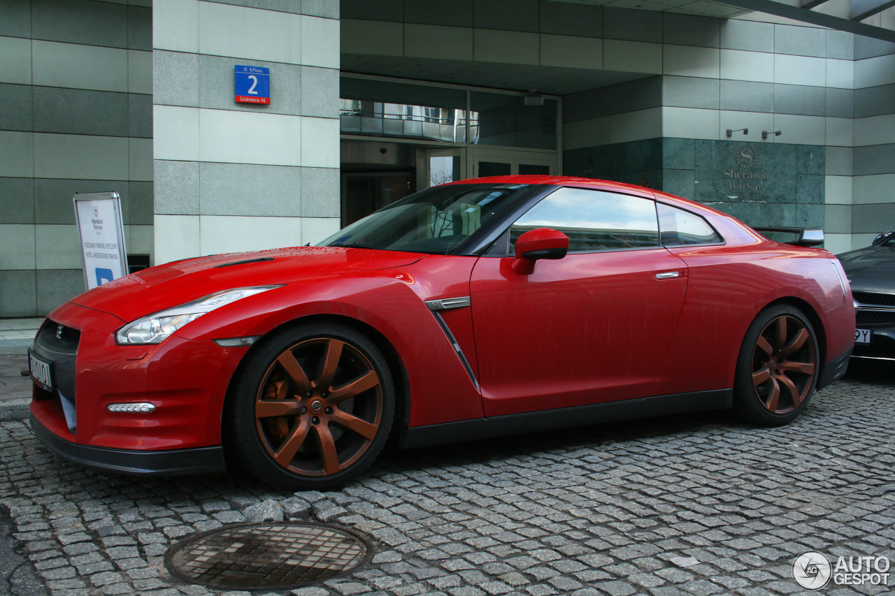 Nissan GT-R 2014