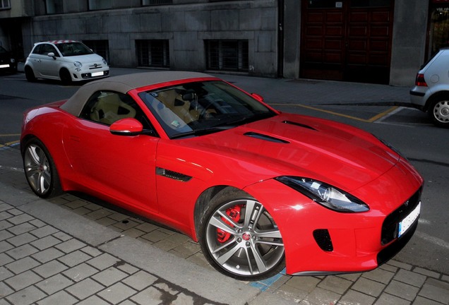 Jaguar F-TYPE S V8 Convertible