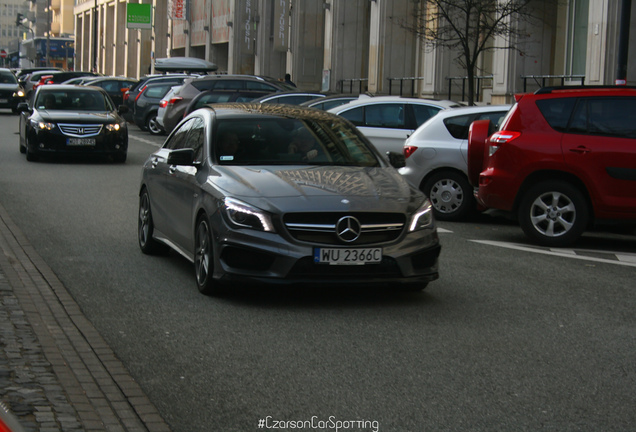 Mercedes-Benz CLA 45 AMG C117