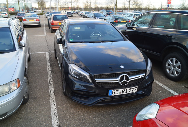 Mercedes-AMG A 45 W176 2015