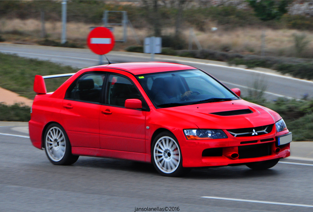 Mitsubishi Lancer Evolution IX