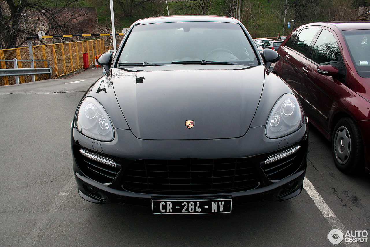 Porsche 958 Cayenne GTS