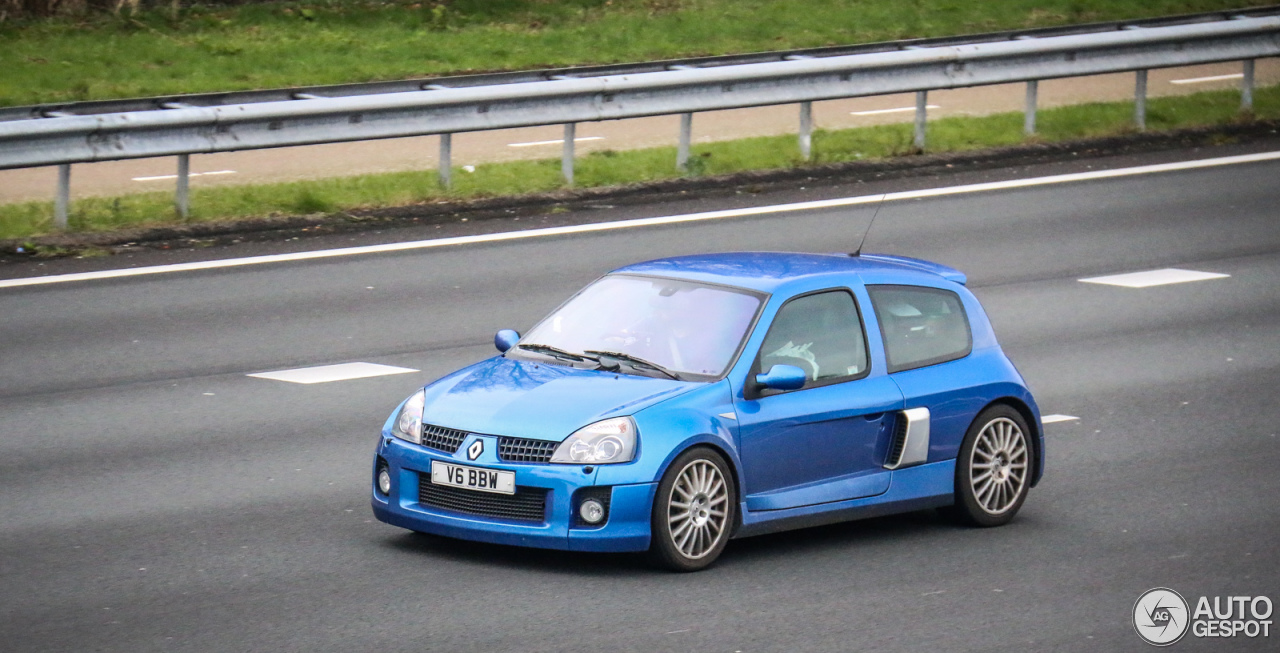 Renault Clio V6 Phase II