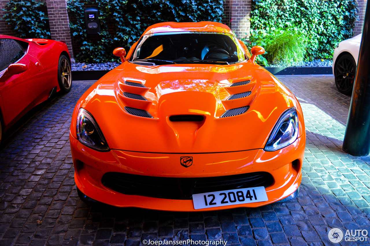 SRT Viper TA 2014