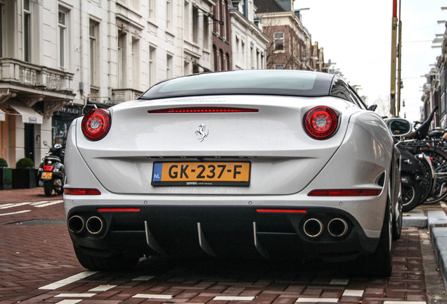 Ferrari California T