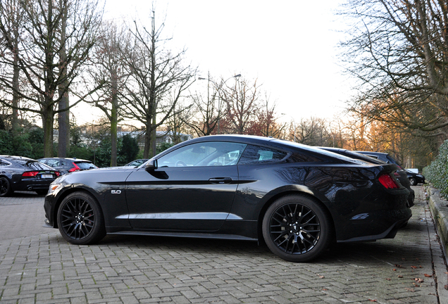 Ford Mustang GT 2015