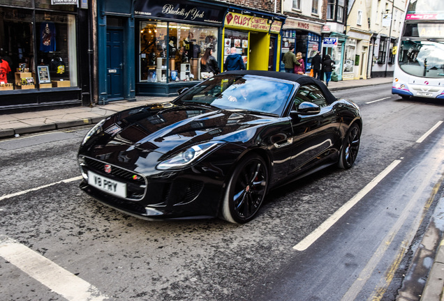 Jaguar F-TYPE S V8 Convertible