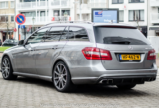 Mercedes-Benz E 63 AMG S212 V8 Biturbo