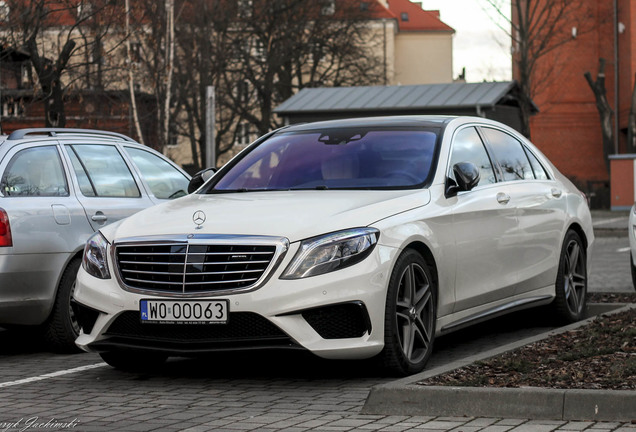 Mercedes-Benz S 63 AMG V222