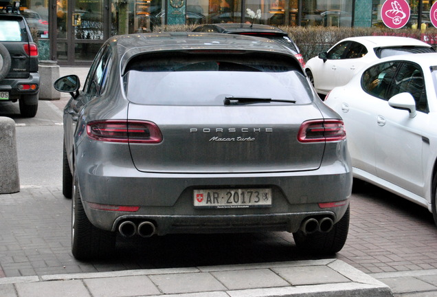 Porsche 95B Macan Turbo