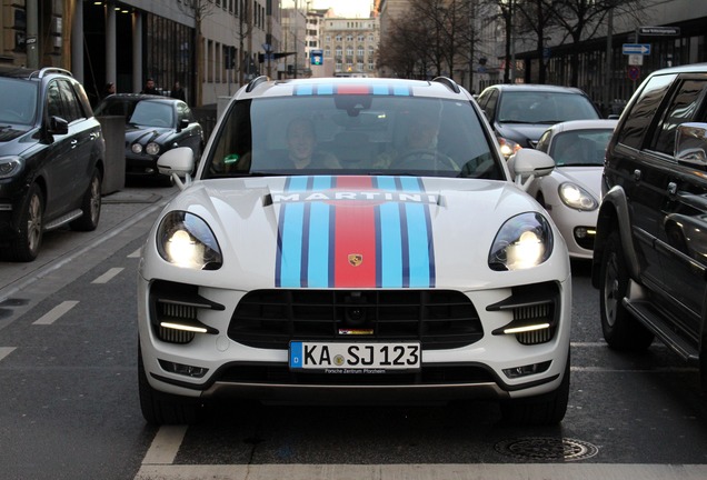 Porsche 95B Macan Turbo