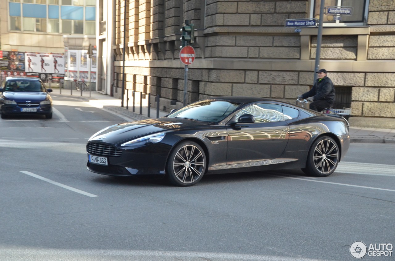 Aston Martin DB9 2013