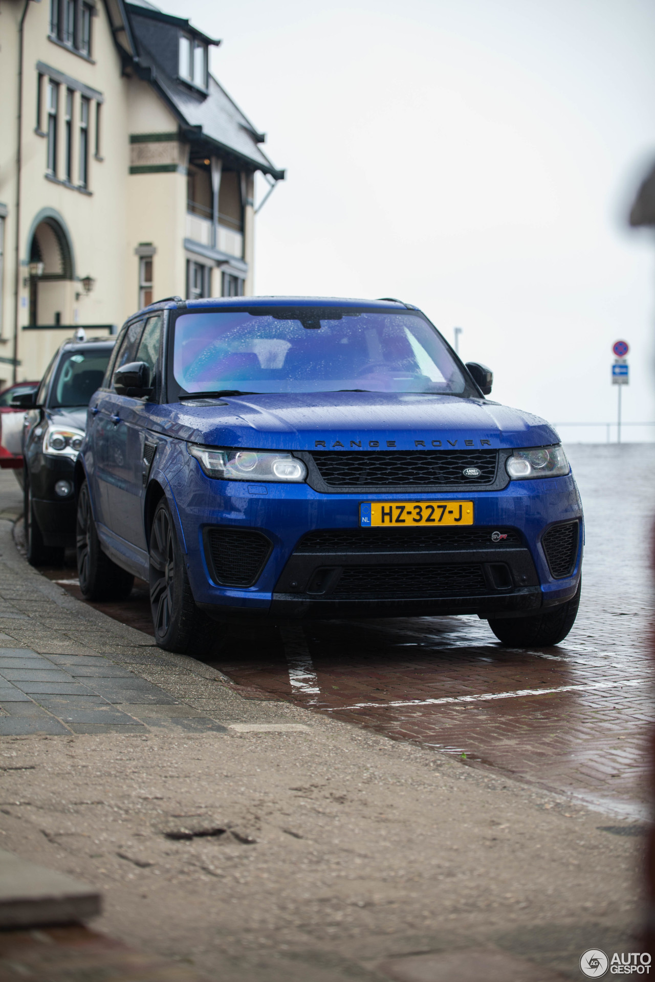 Land Rover Range Rover Sport SVR