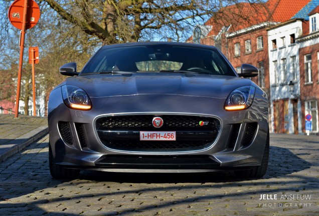 Jaguar F-TYPE S Coupé