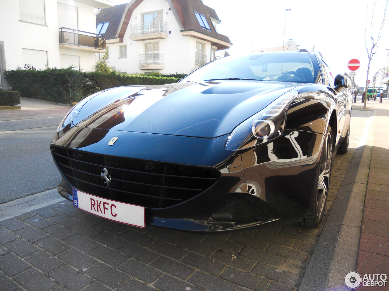 Ferrari California T