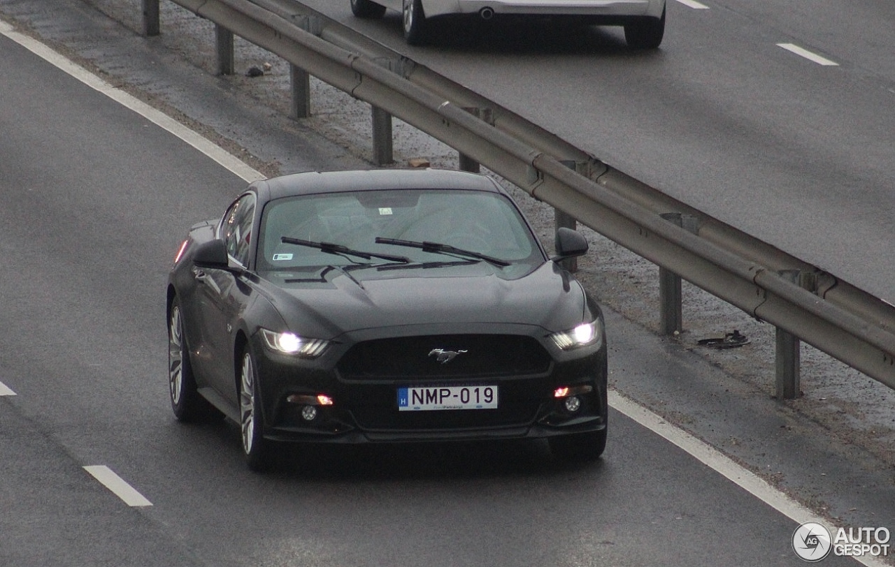 Ford Mustang GT 2015