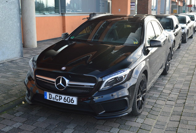 Mercedes-Benz GLA 45 AMG X156