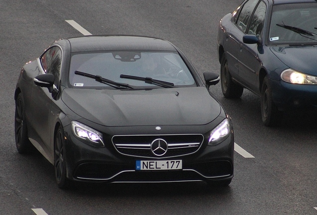 Mercedes-Benz S 63 AMG Coupé C217