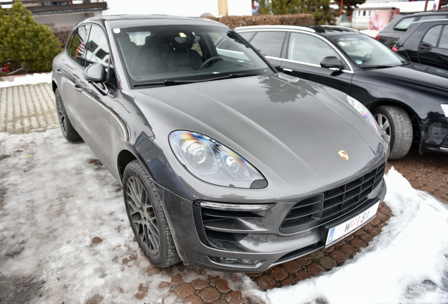 Porsche 95B Macan Turbo