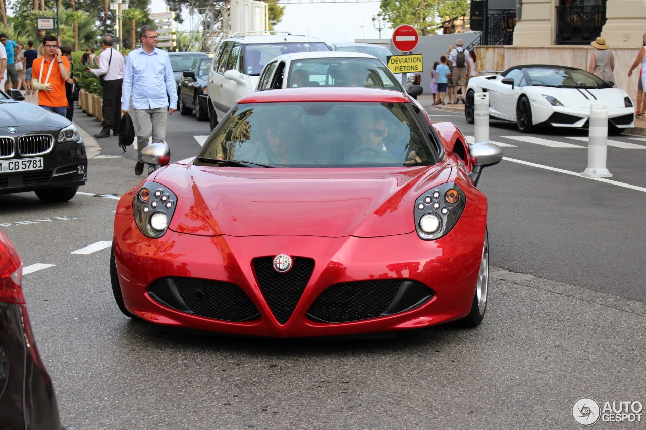 Alfa Romeo 4C Coupé