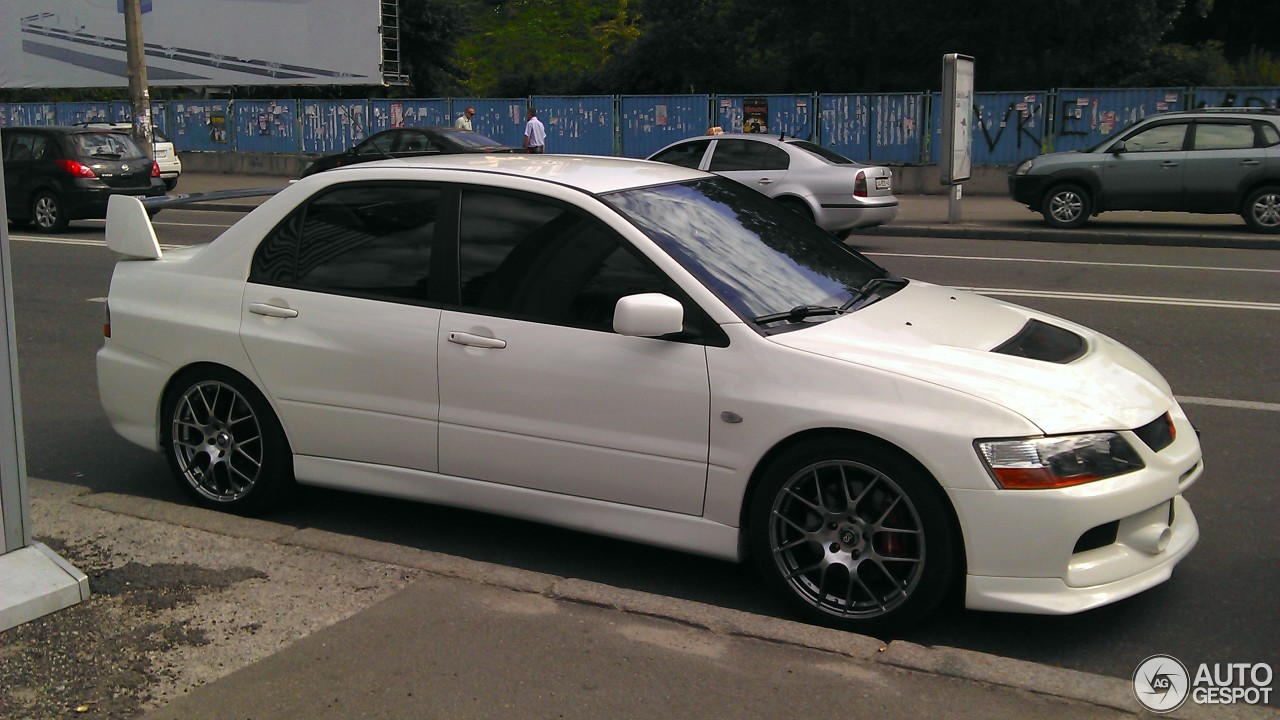 Mitsubishi Lancer Evolution IX