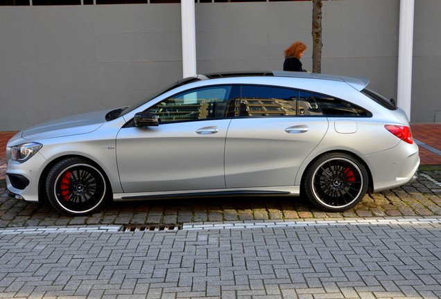 Mercedes-Benz CLA 45 AMG Shooting Brake