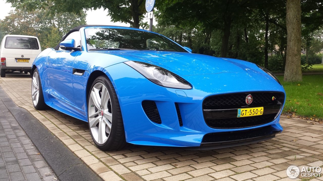 Jaguar F-TYPE S AWD Convertible