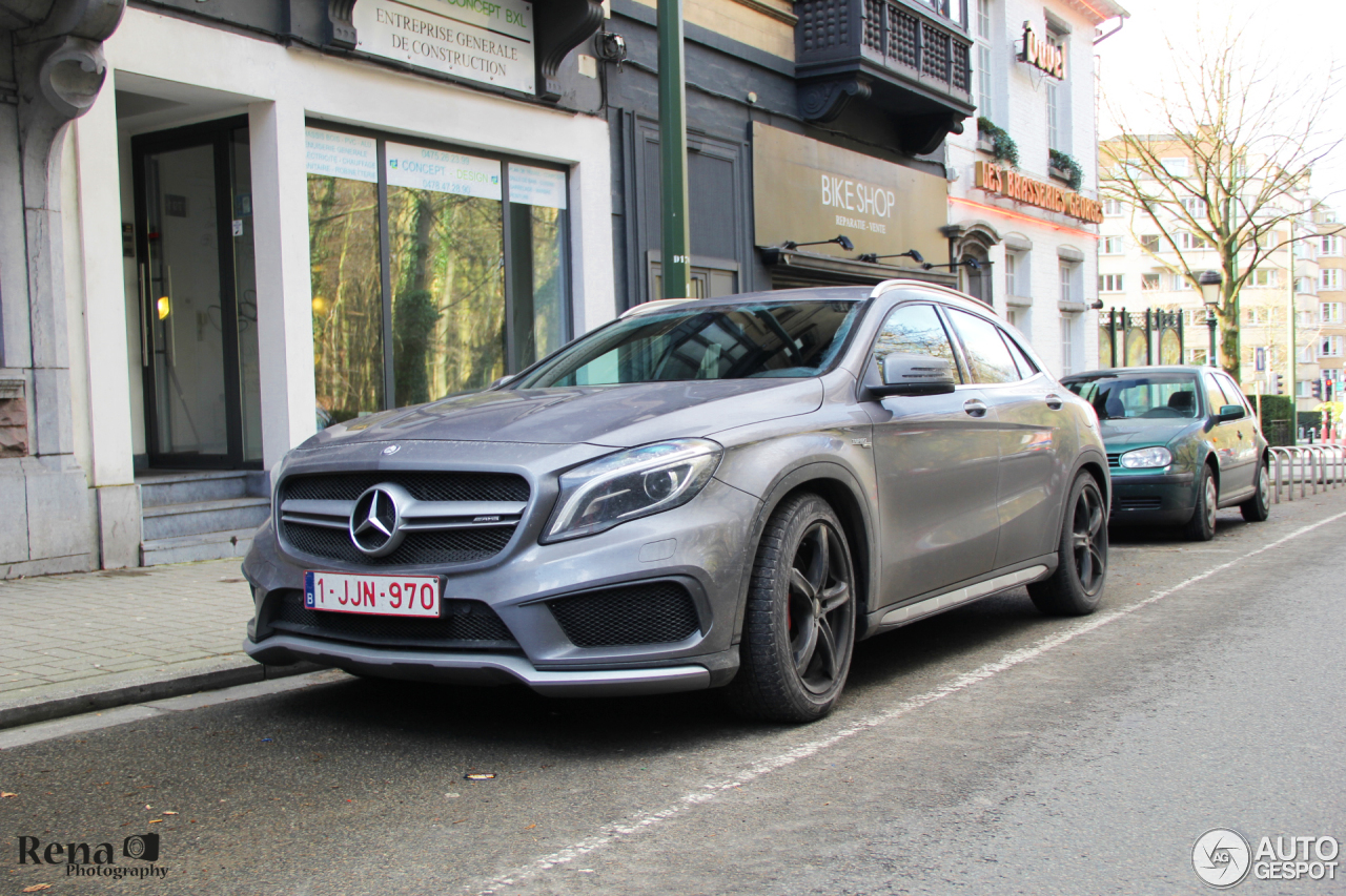 Mercedes-Benz GLA 45 AMG X156