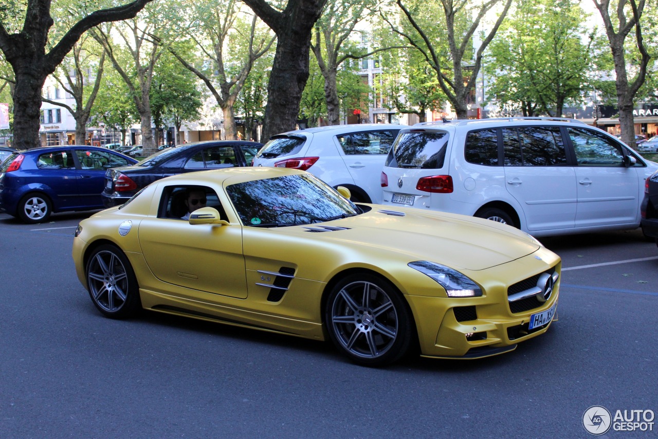 Mercedes-Benz SLS AMG