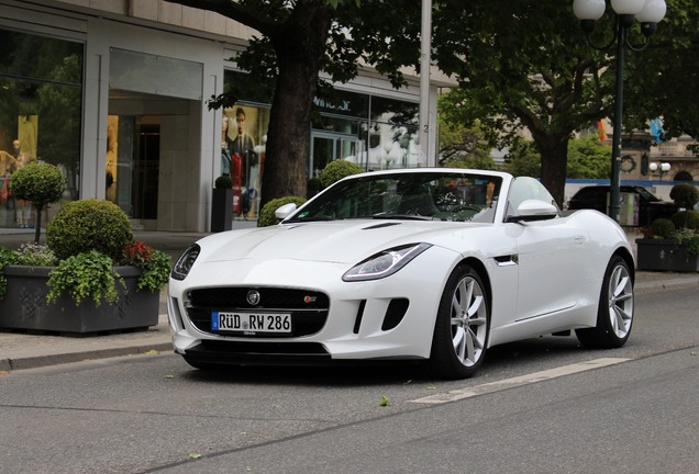 Jaguar F-TYPE S Convertible