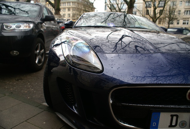 Jaguar F-TYPE S Coupé