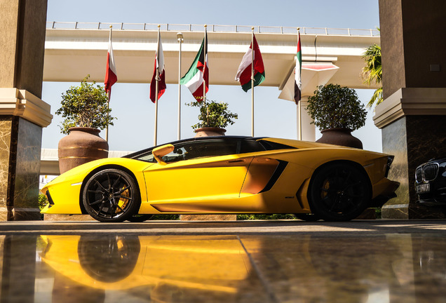 Lamborghini Aventador LP700-4 Roadster