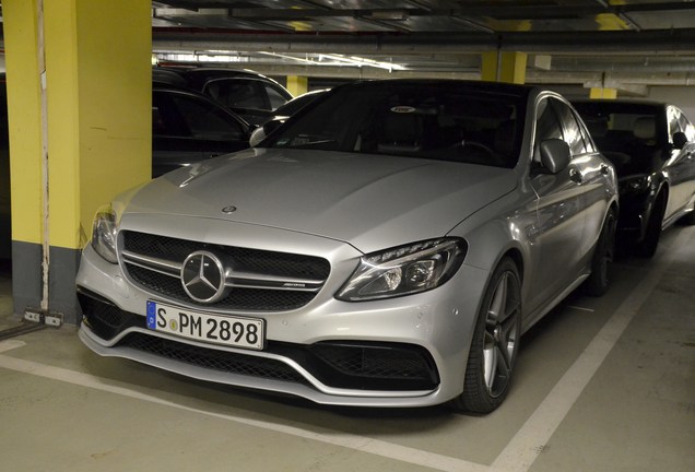 Mercedes-AMG C 63 S W205