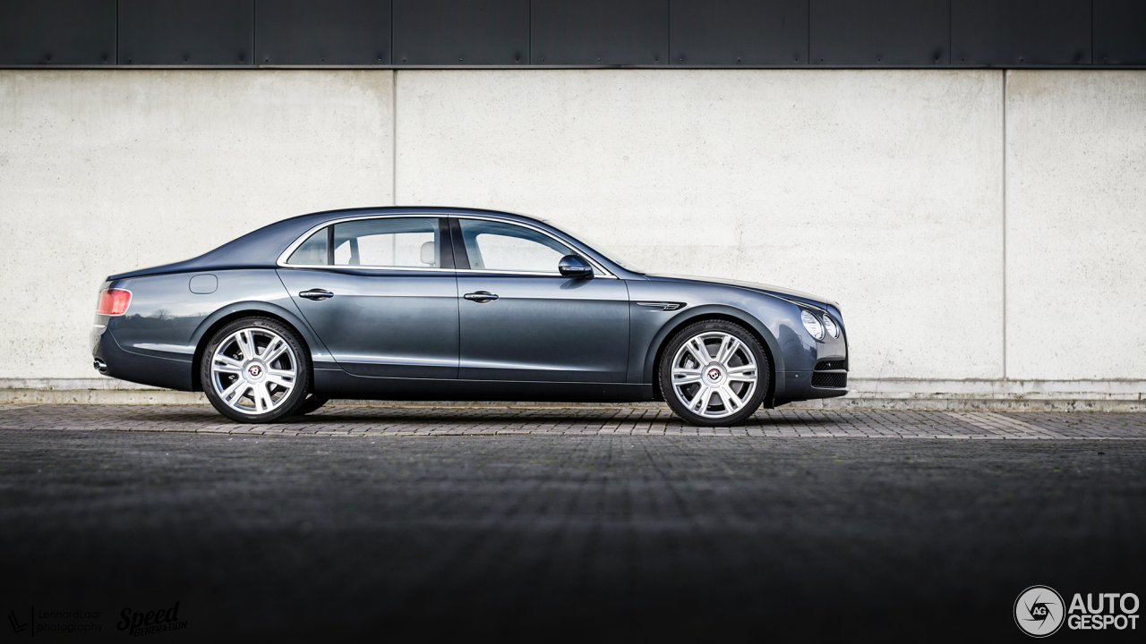 Bentley Flying Spur V8