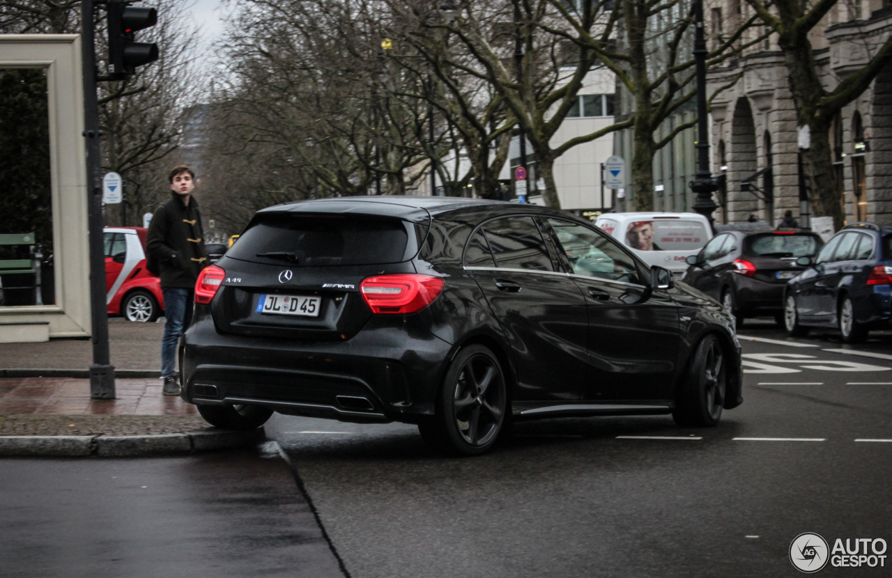 Mercedes-Benz A 45 AMG