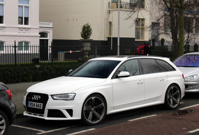 Audi RS4 Avant B8