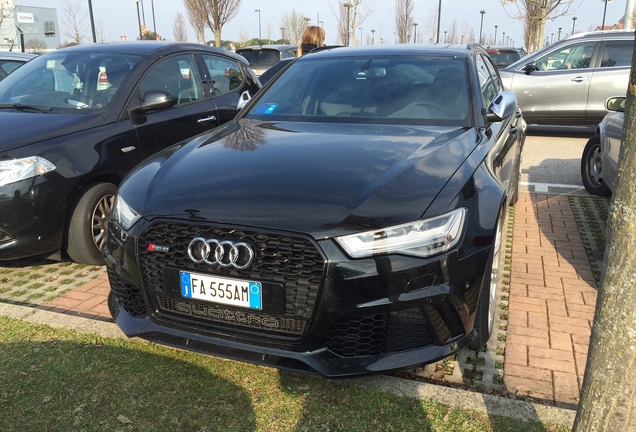 Audi RS6 Avant C7 2015