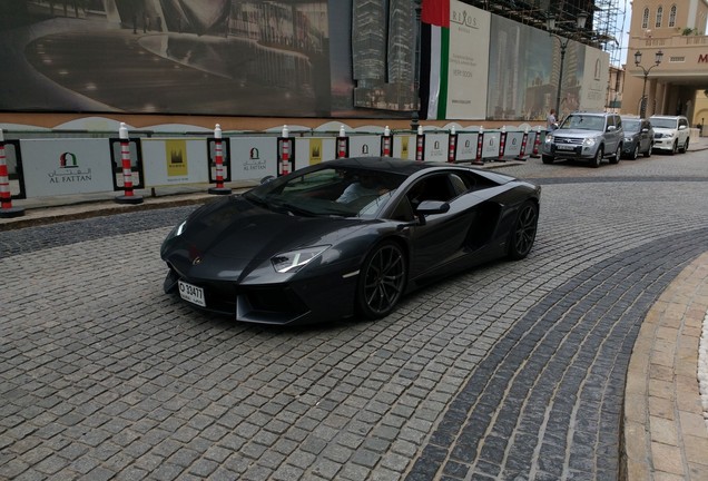 Lamborghini Aventador LP700-4