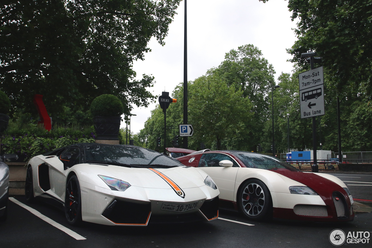 Lamborghini Aventador LP700-4 Roadster