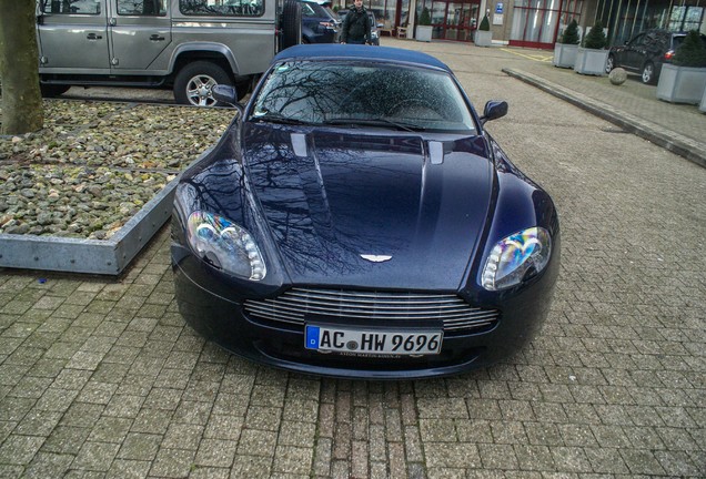 Aston Martin V8 Vantage Roadster