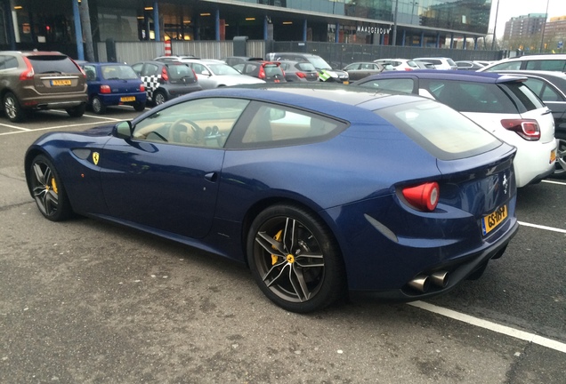 Ferrari FF