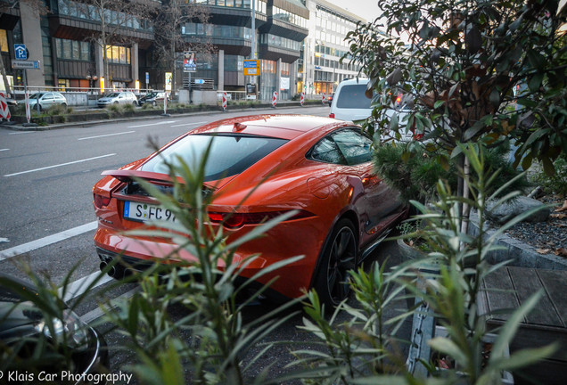 Jaguar F-TYPE R Coupé