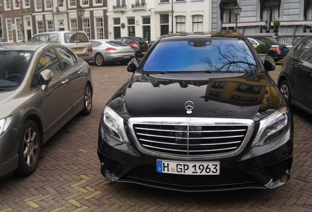 Mercedes-Benz S 63 AMG V222